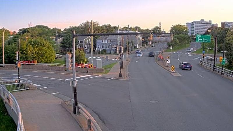 Mac Donald Bridge - Dartmouth bound