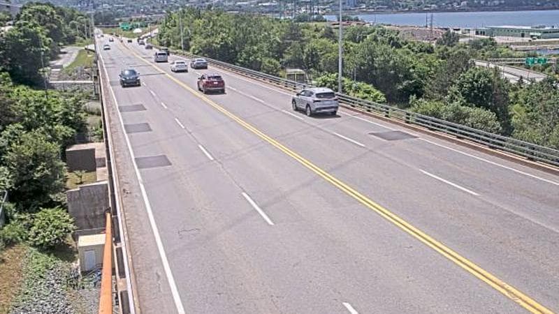 MacKay Bridge - Dartmouth bound