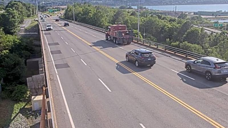 MacKay Bridge - Dartmouth bound