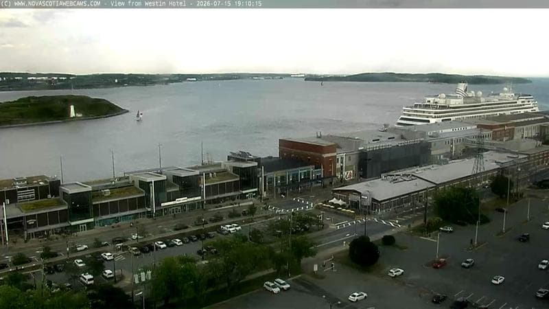 Pier 21